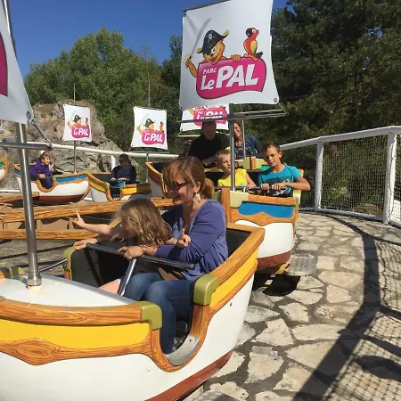 La Motte Holiday home Louroux-de-Bouble